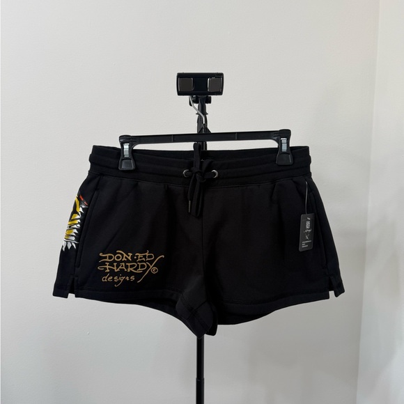 Ed Hardy Black Hoodie and Shorts Tracksuit Set with Tiger Design - Picture 5 of 7